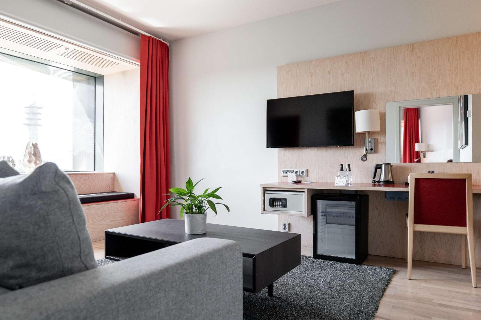 Best Western Plus Park City Hammarby Sjoestad Stockholm Exterior foto